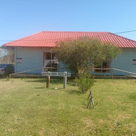 Ferienwohnung Palafito Aguas Dulces Exterior foto